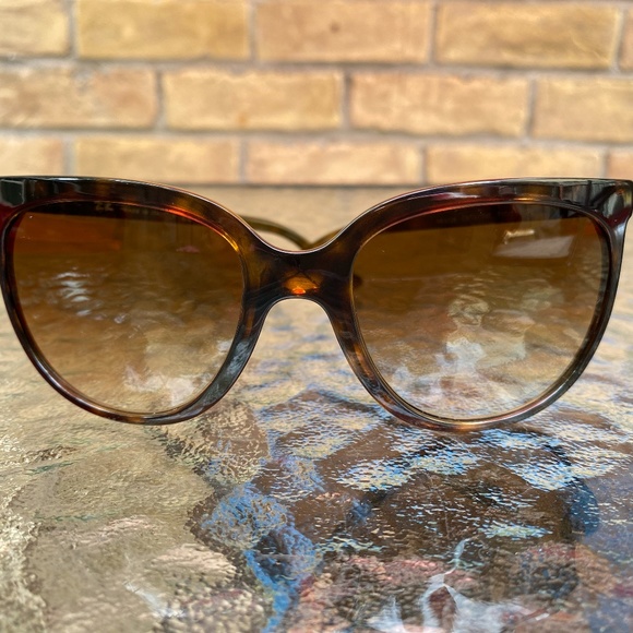 Ray Ban Aviator Sunglasses - Picture 1 of 10